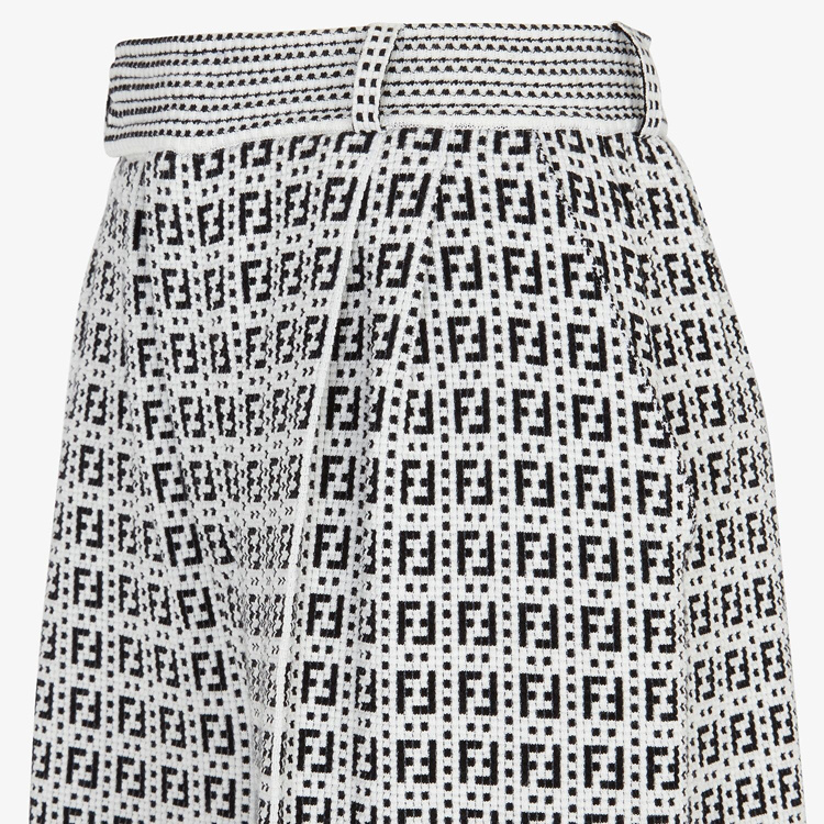 Fendi Ff-motif Satraight-leg Bermuda Shorts In Gray