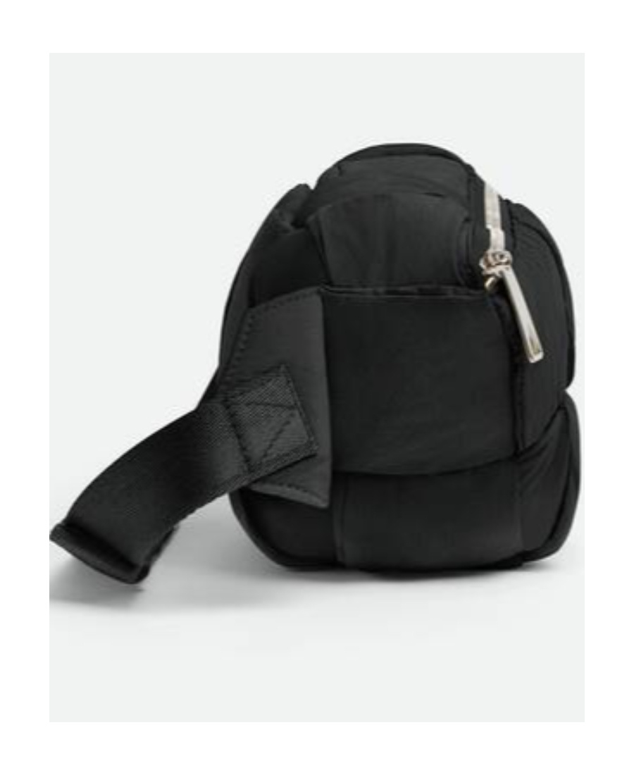 Bottega Veneta Emblem Pocket In Black