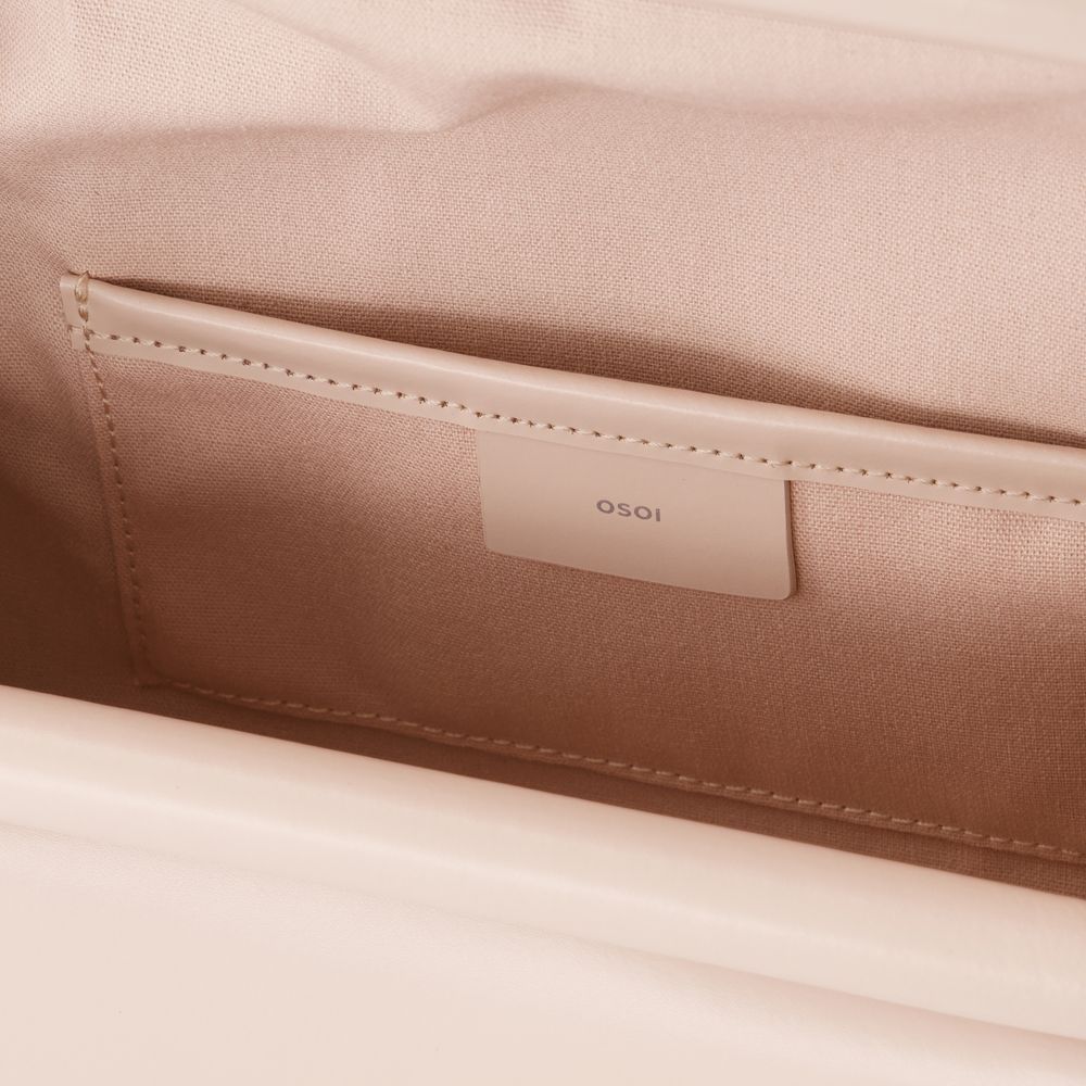 Osoi Flip Shoulder Bag In Nude