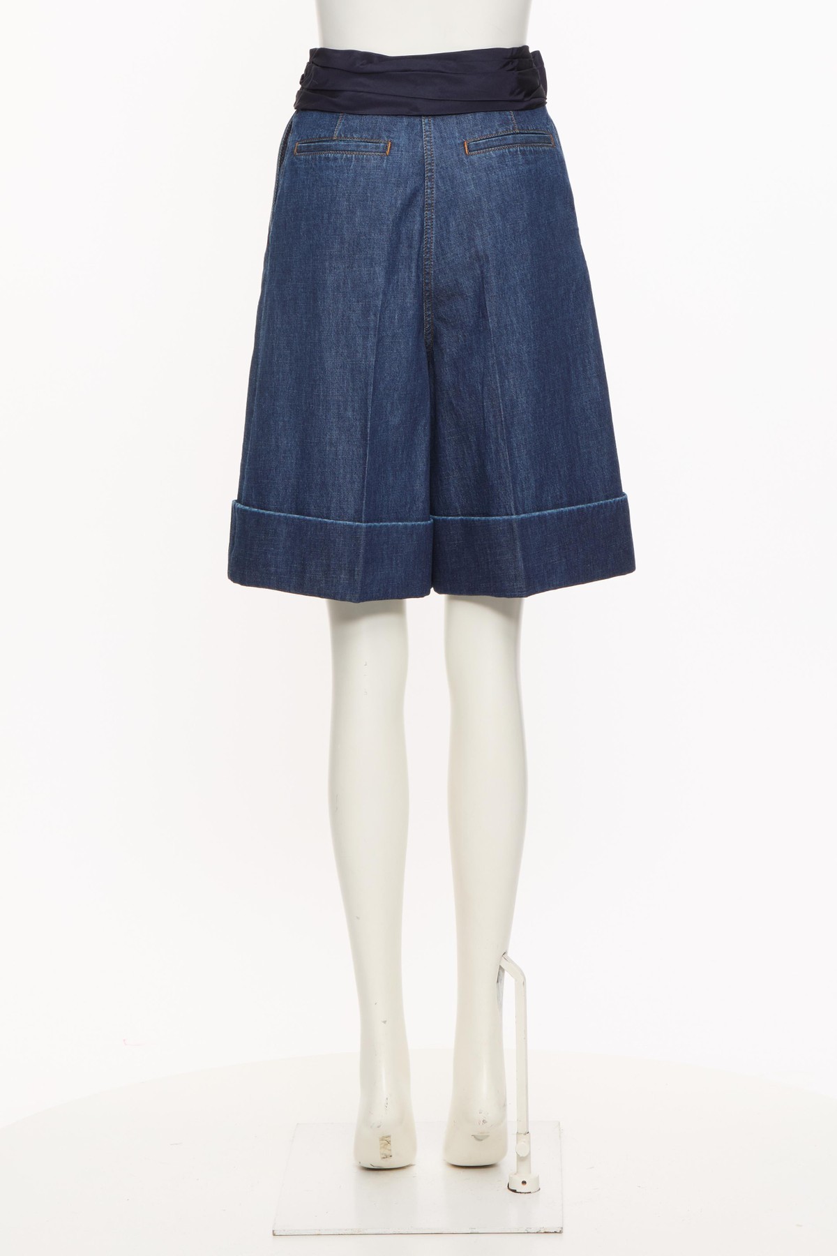 Valentino Bow Shorts In Blue