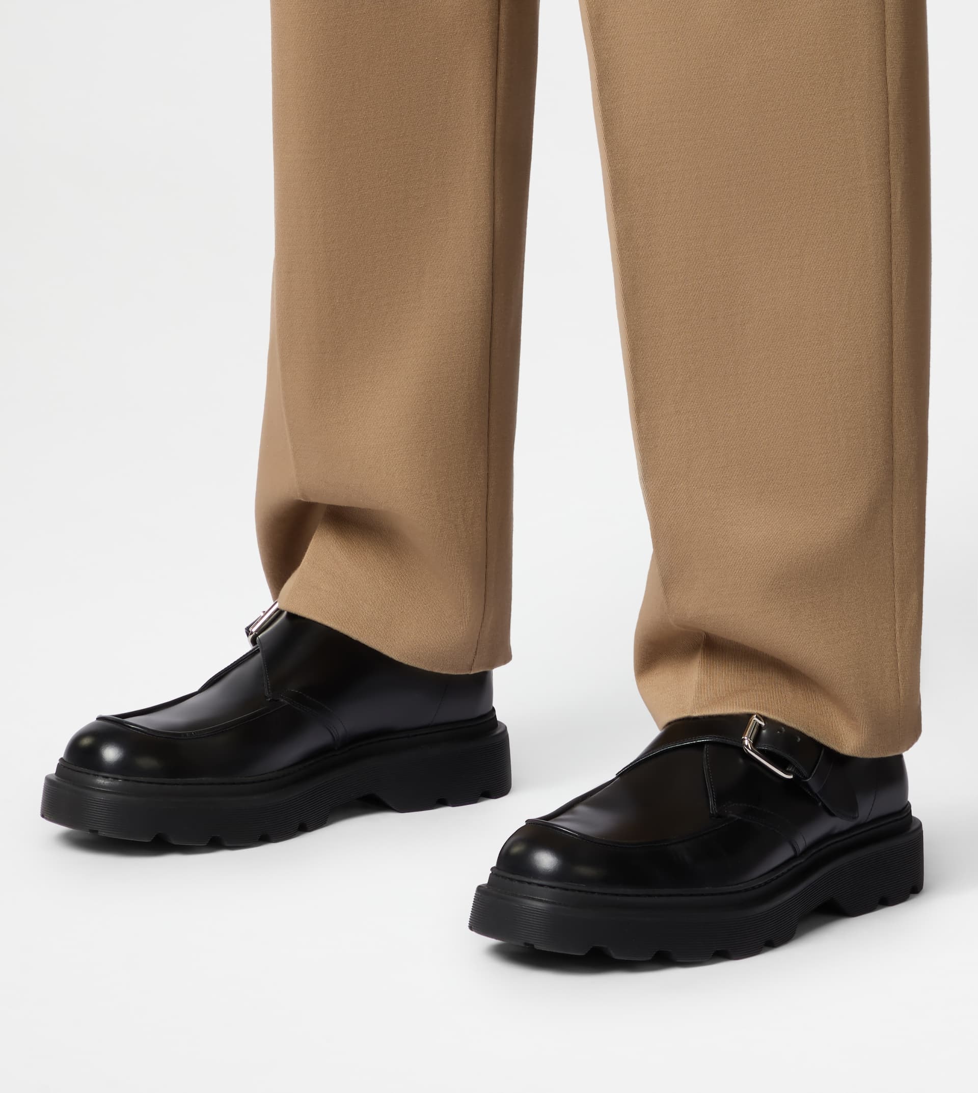 Tod's Man Loafers Black Size 9 Leather In Black