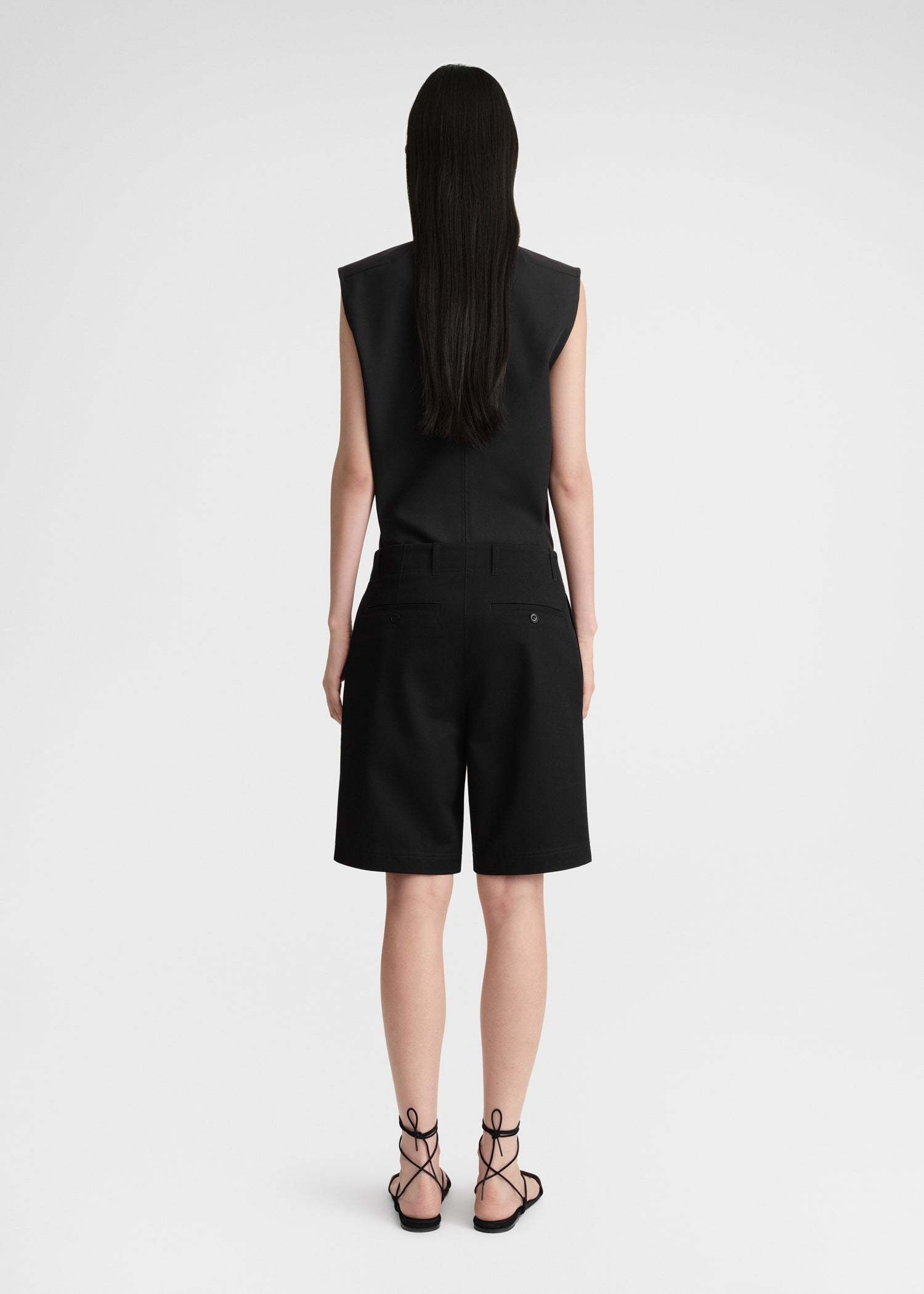 Totême Chiva Twill Shorts In Black