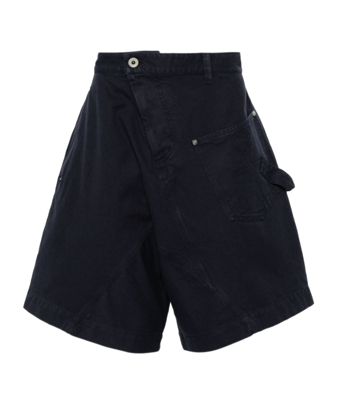 Jw Anderson Knee-length Twisted Bermuda Shorts In Black