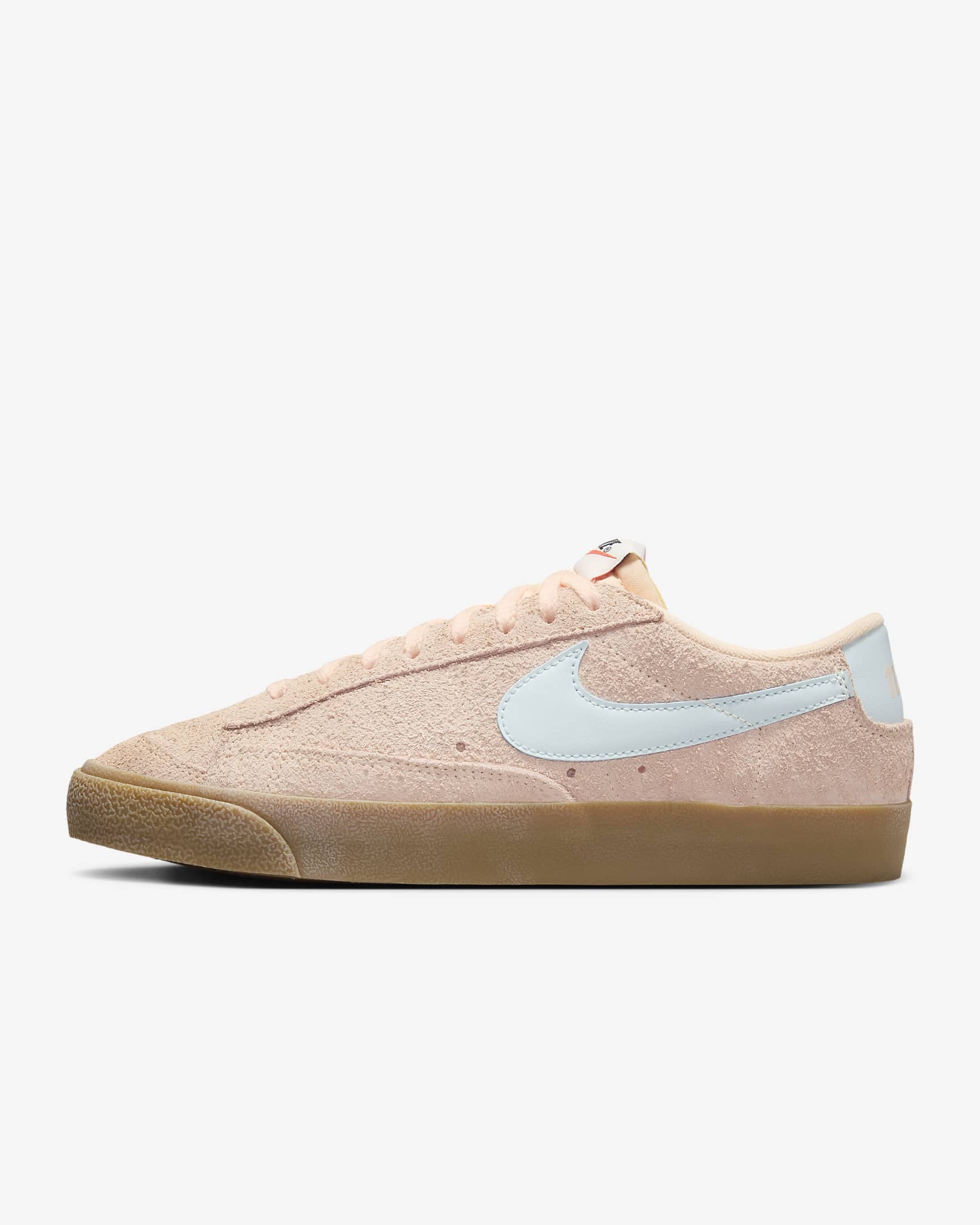 Nike Women's Low Shoe W Blazer Low 77 Vintage Crimson Tint/glacier Blue In Nude