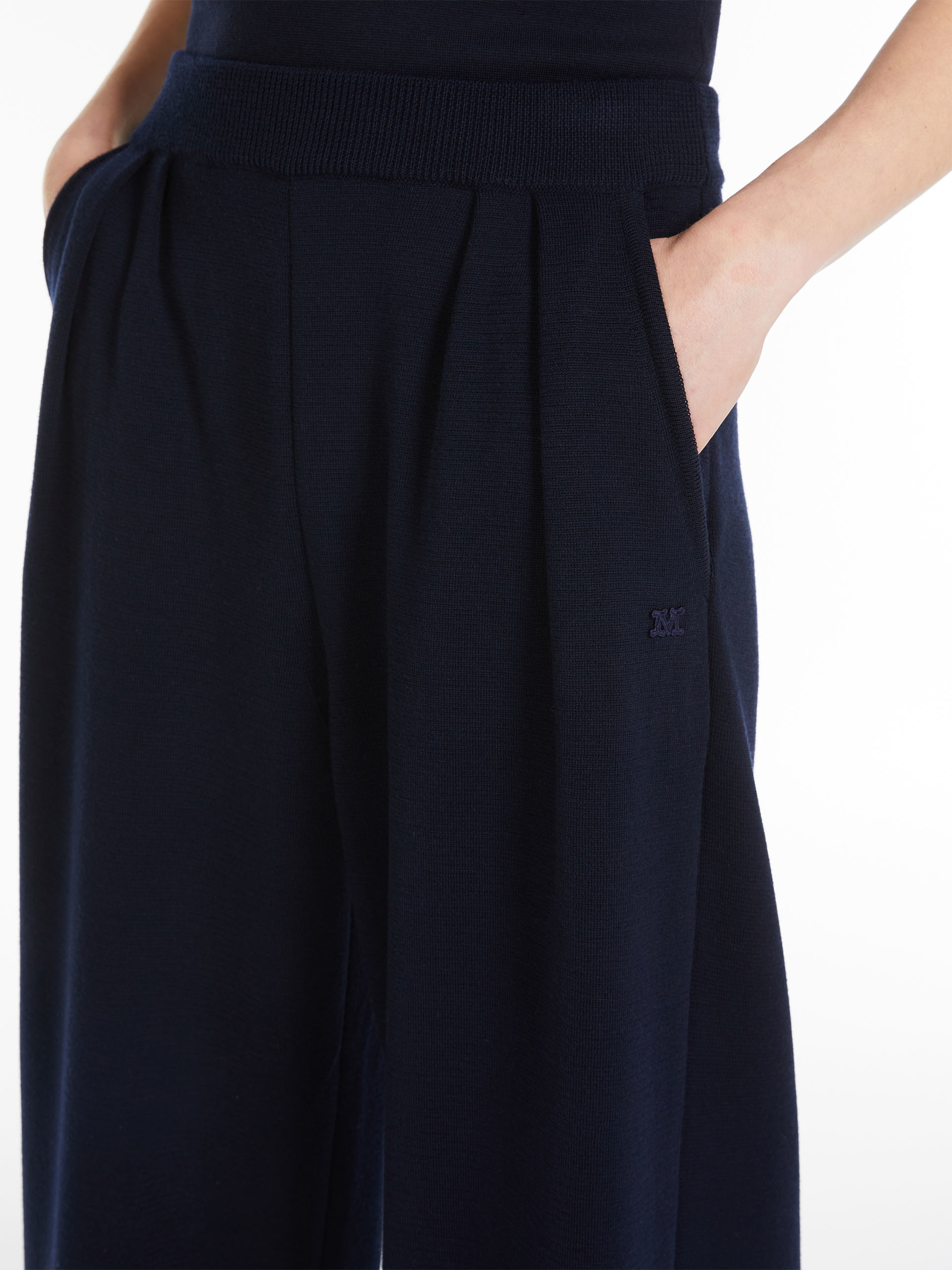 Max Mara Wide-legged Wool Casual Trousers In Black