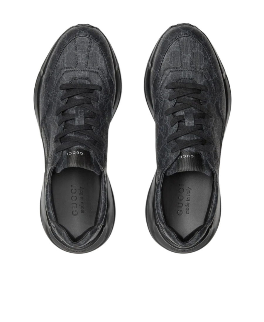 Gucci Rhyton Gg Supreme Mongrammed Sneakers In Black