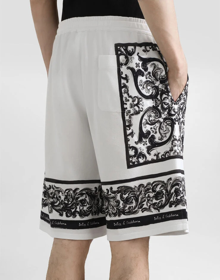 Dolce & Gabbana Majolica-print Knee Length Bermuda Shorts With Side And Back Pockets In White