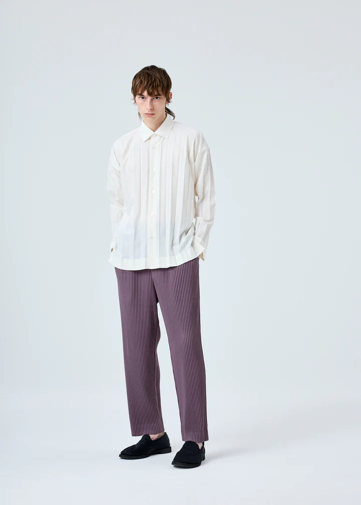 ISSEY MIYAKE PLEATED STRAIGHT-LEG TROUSERS