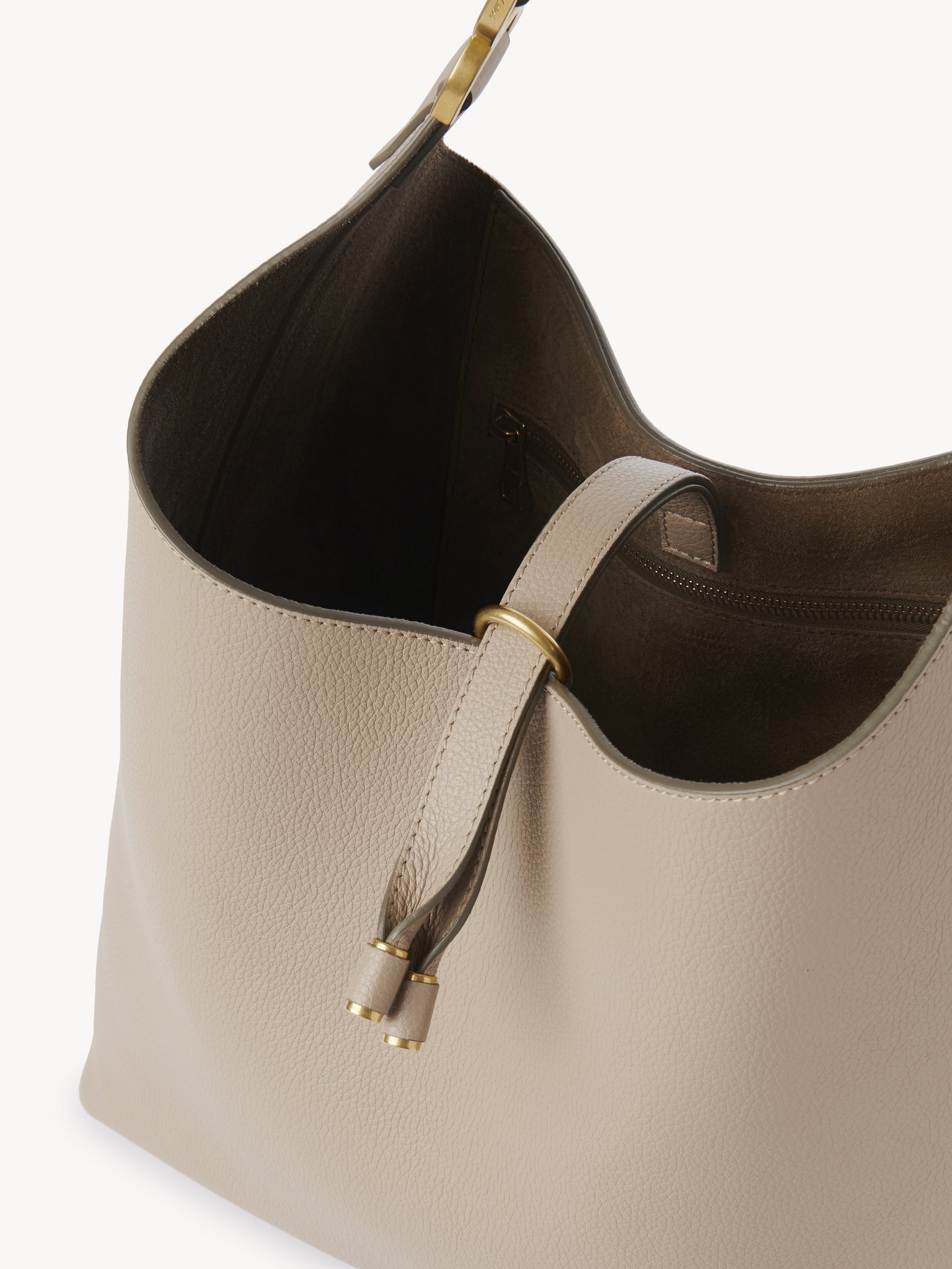 Chloé Marcie Small Hobo Bag In Grained Calfskin In Nude