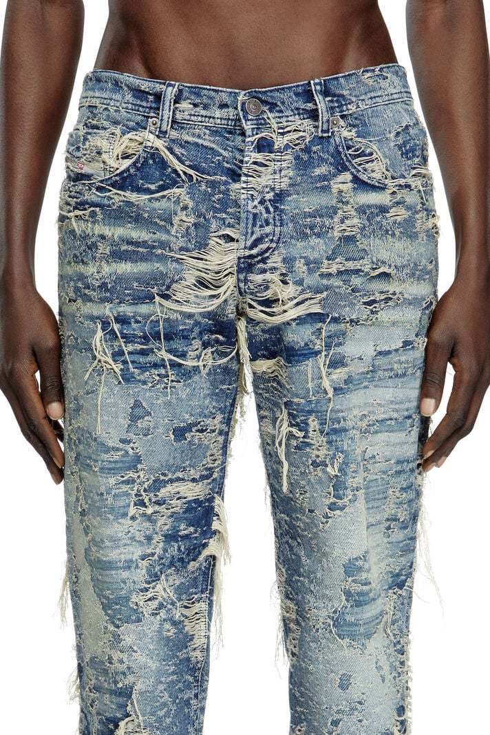 Diesel Regular Distressed Jeans 2023 D-finitive 09m04 In Blue