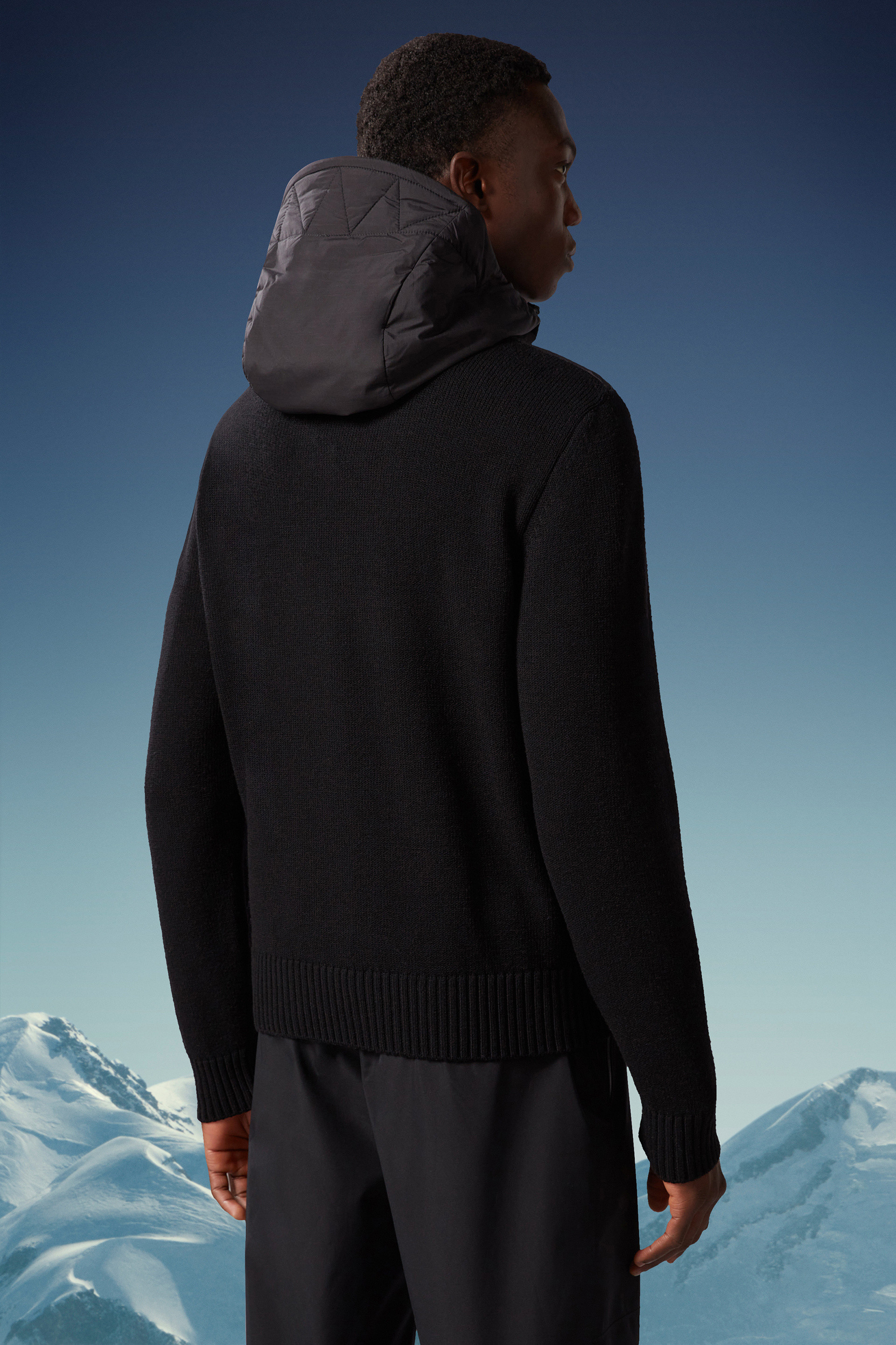 Moncler Logo-patch Padded Jacket In Black