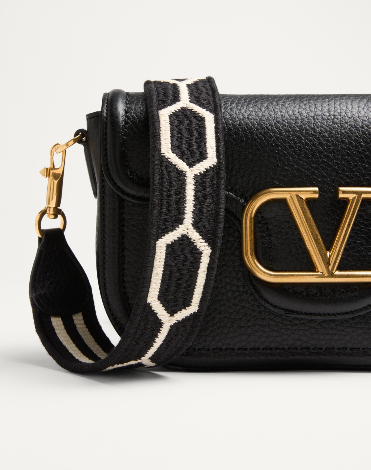 VALENTINO GARAVANI VALENTINO GARAVANI ALLTIME SHOULDER BAG IN GRAINY CALFSKIN WITH JACQUARD RIBBON STRAP