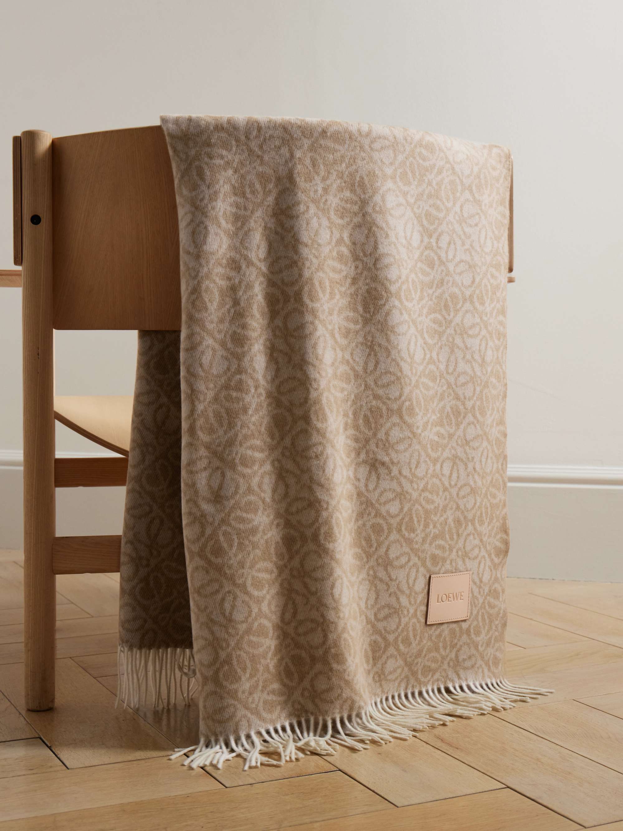 Loewe Fringed Blanket In Brown