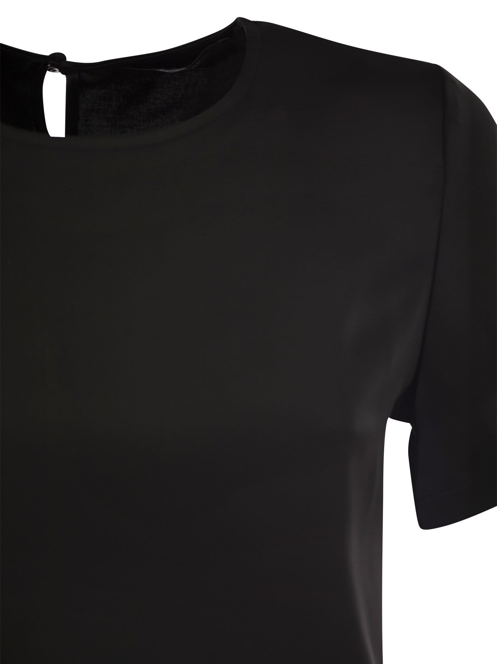Weekend Max Mara Short-sleeved T-shirt In Black