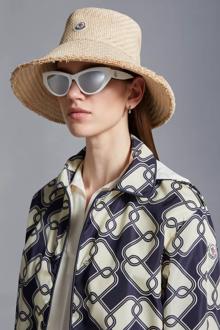 Moncler Logo-patch Woven Bucket Hat In Nude