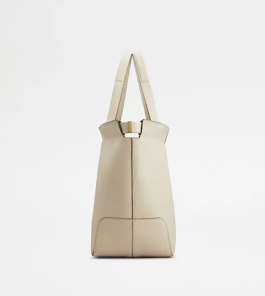 Tod's Logo Debossed Medium Tote Bag In White