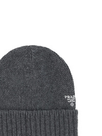 Prada Logo Hat In Black
