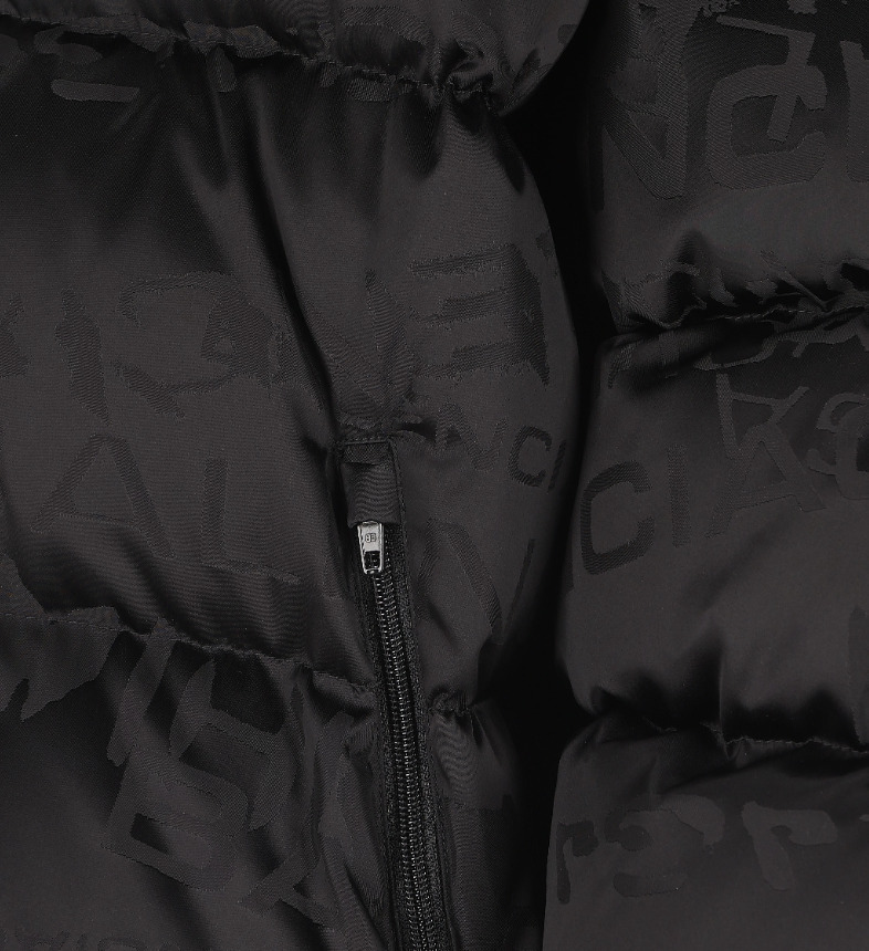 Balenciaga Long-sleeved Stand-collar Down Jacket In Black