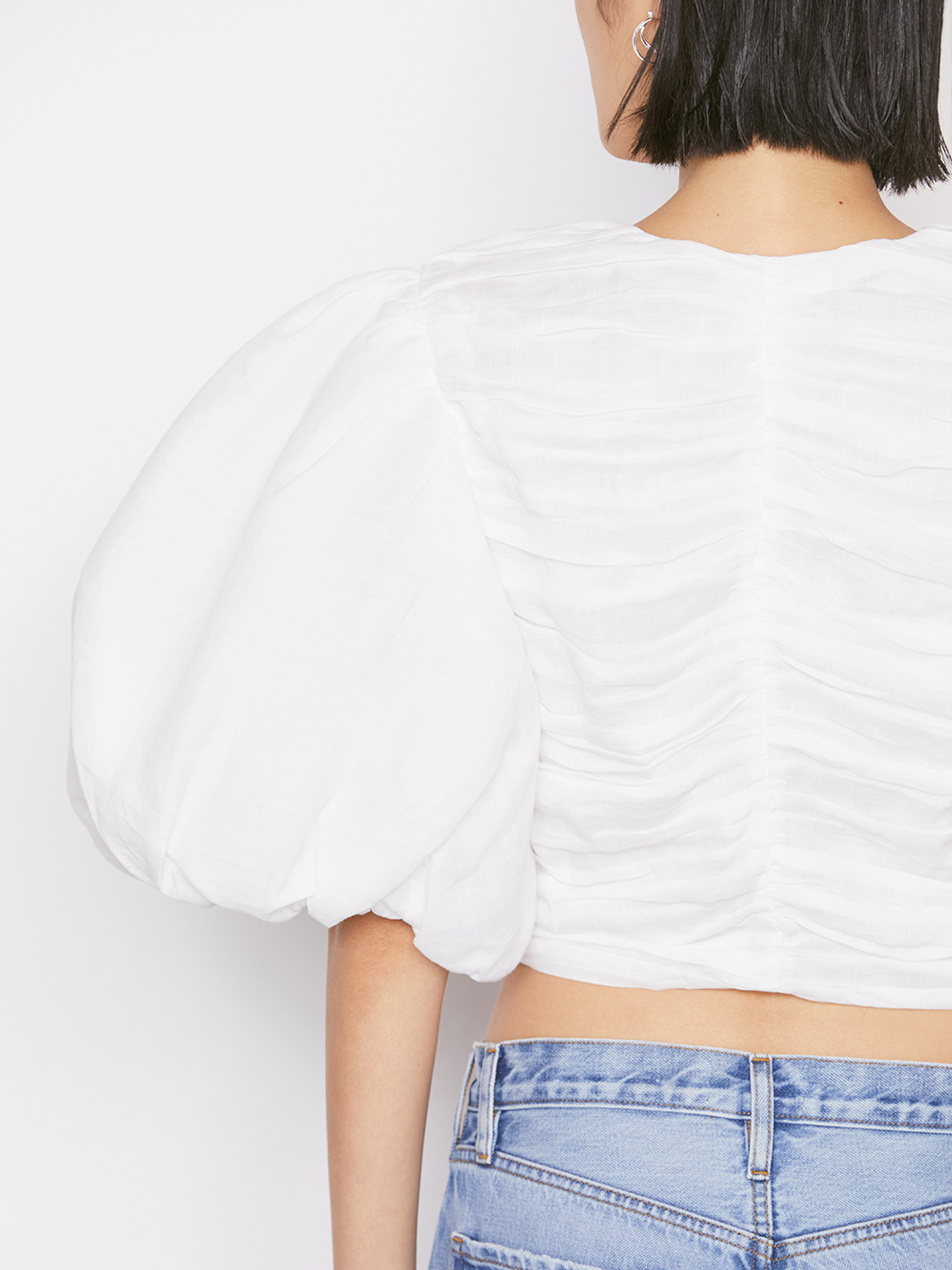 Frame Bubble Sleeve Blouse In White
