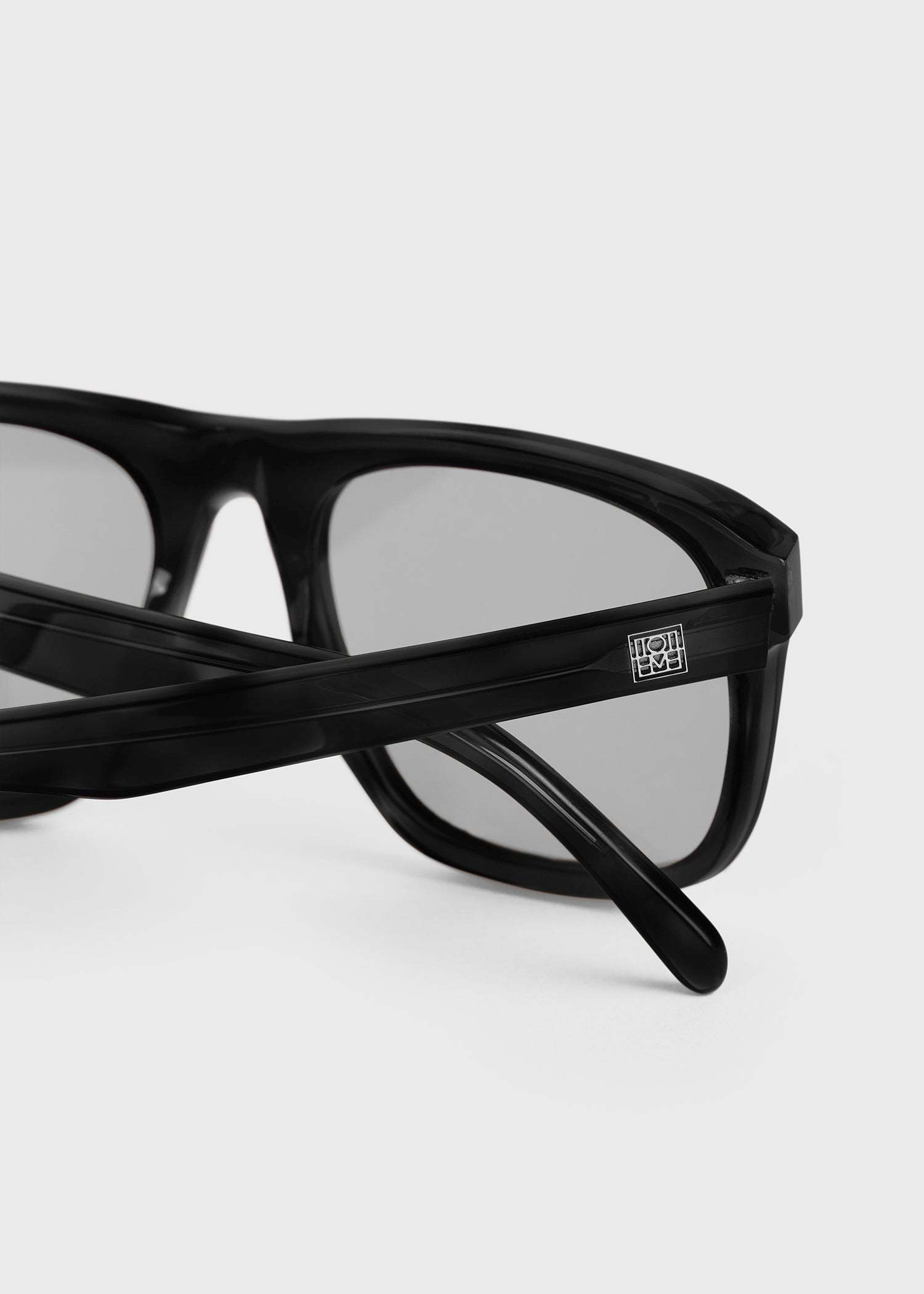 Totême The Navigator Acetate Square Sunglasses In Gray