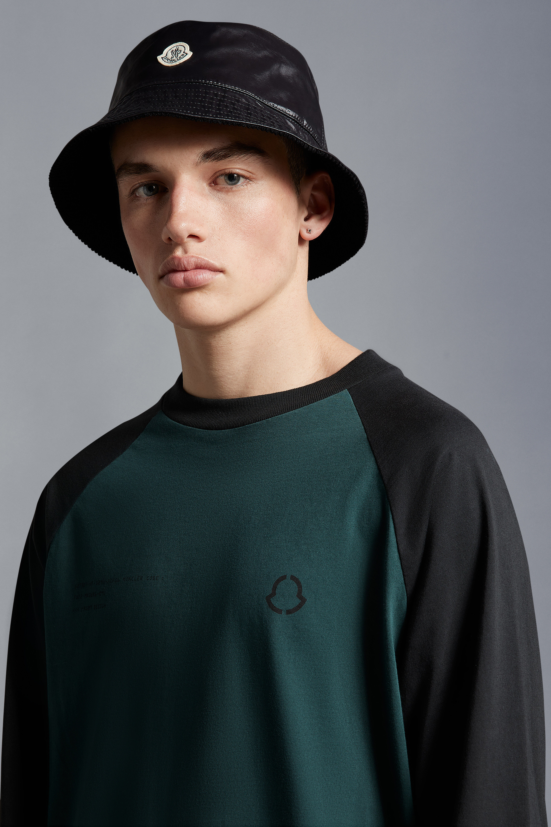 MONCLER LOGO LONG SLEEVE T-SHIRT