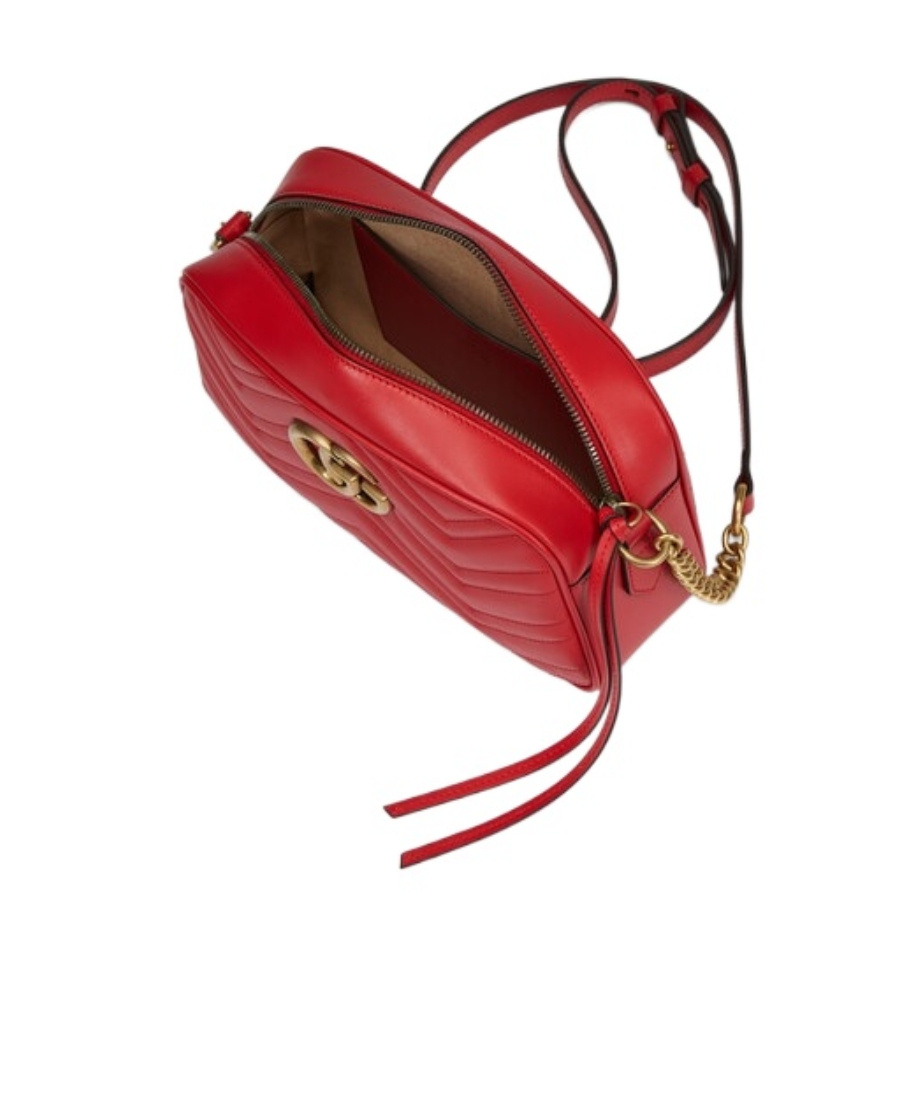 Gucci Gg-logo Matelassé Shoulder Bag In Red