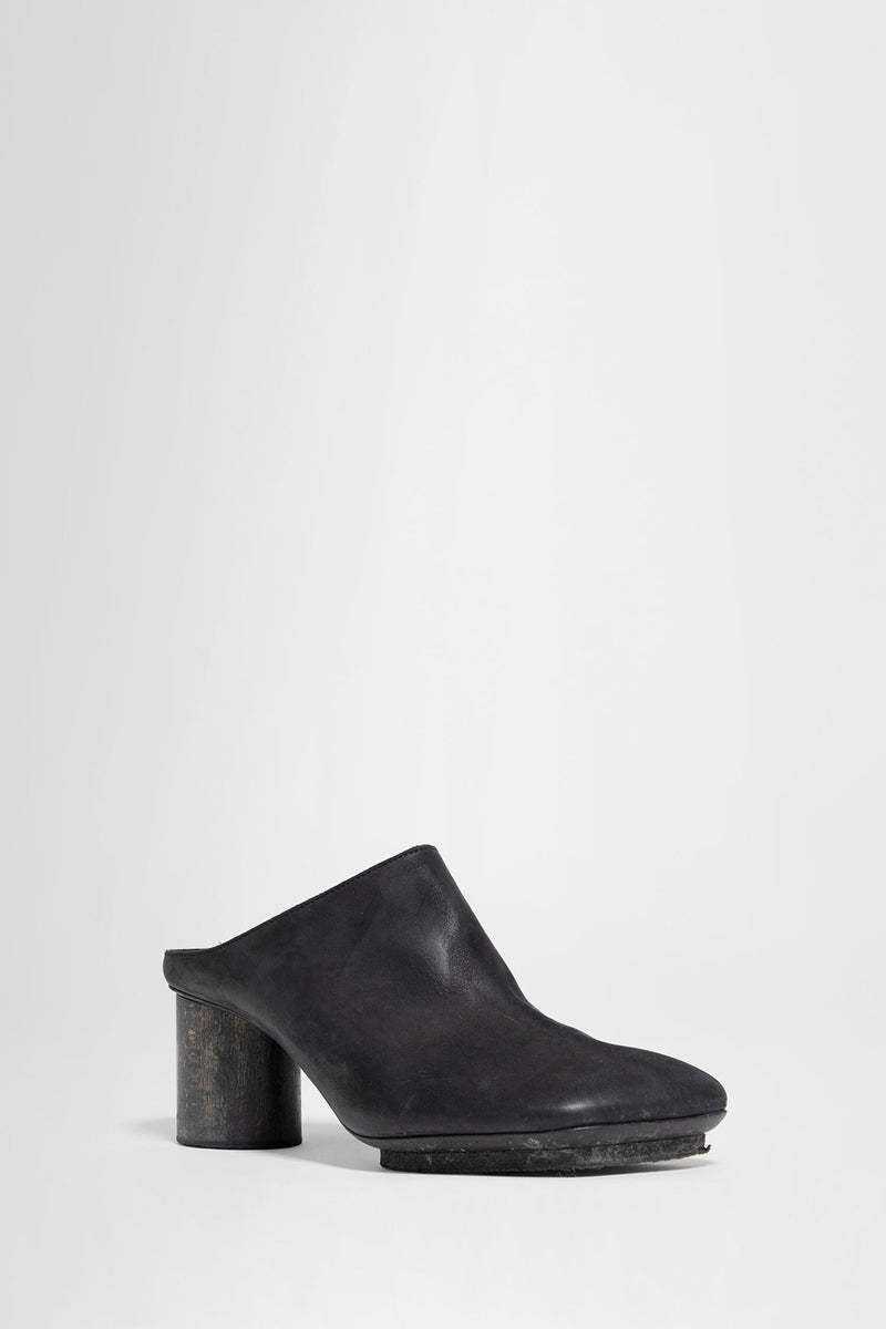 Uma Wang High-heeled Muller Shoes In Black