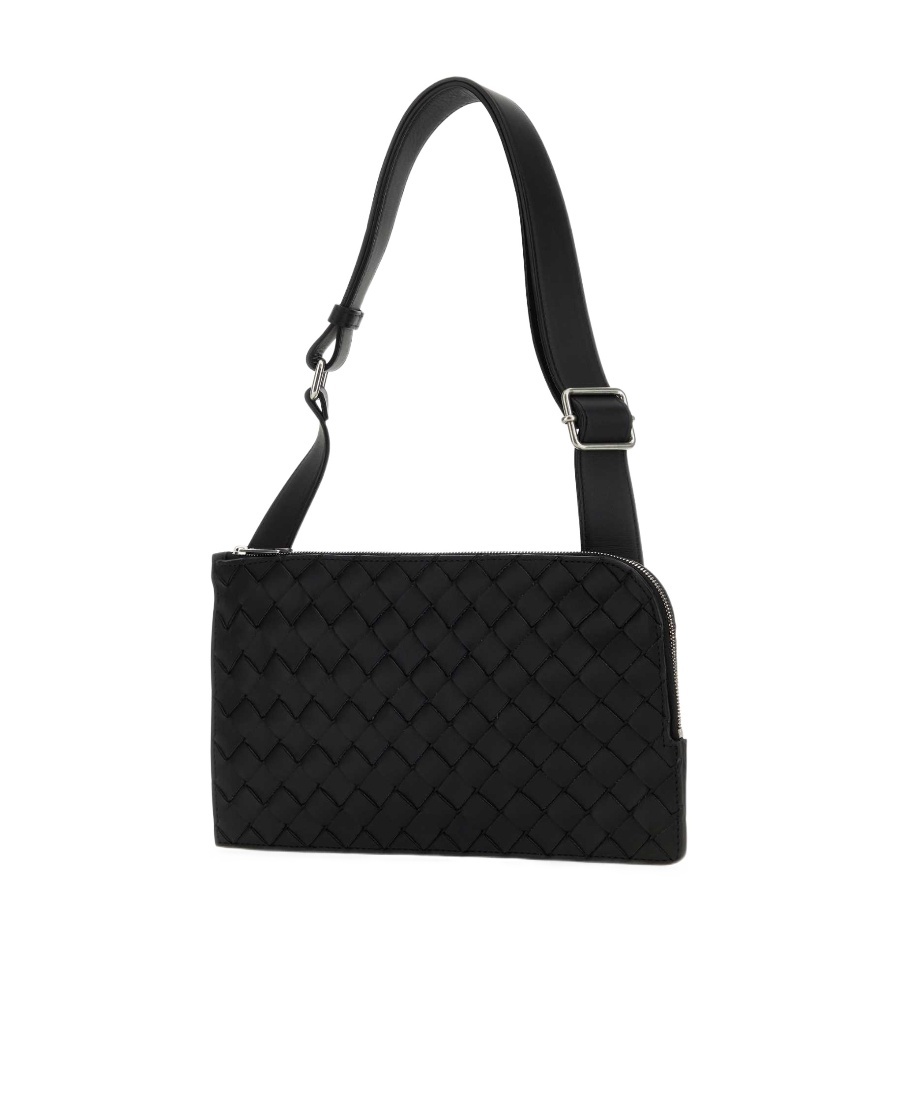 Bottega Veneta Zippered Shoulder Bag In Black