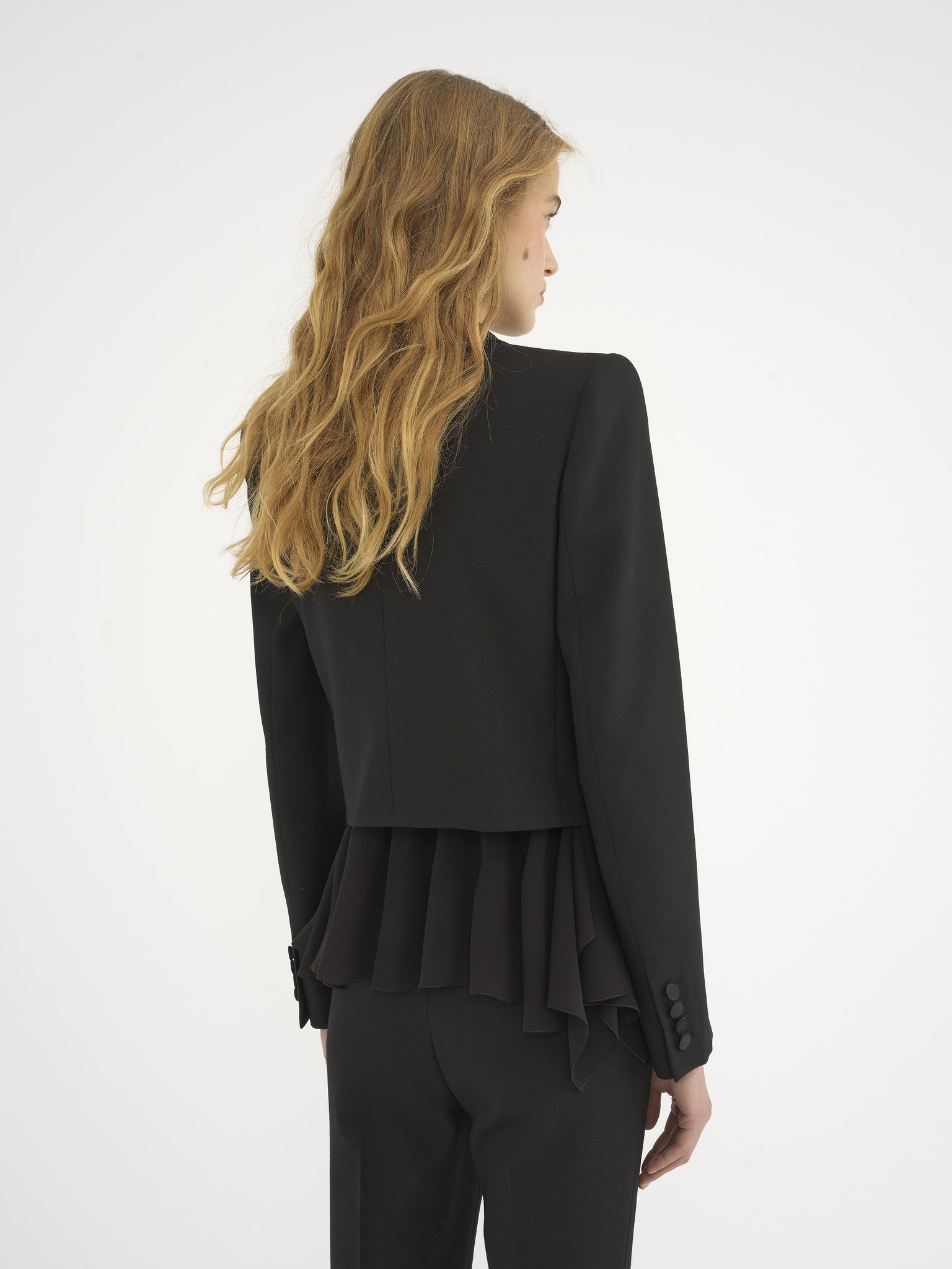 Chloé Short Wool Suit Coat In Black