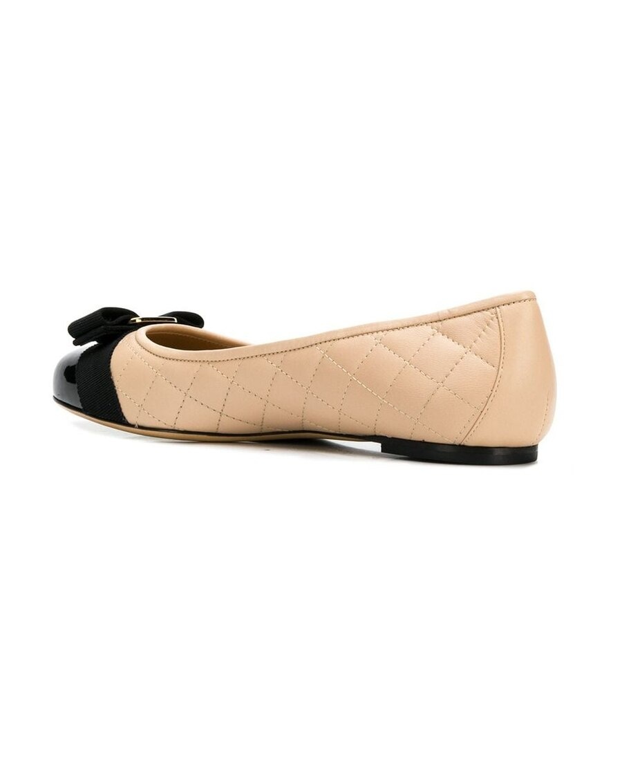 Ferragamo Varina Bow-embellished Quilted Smooth And Patent-leather Ballet Flats In Nude