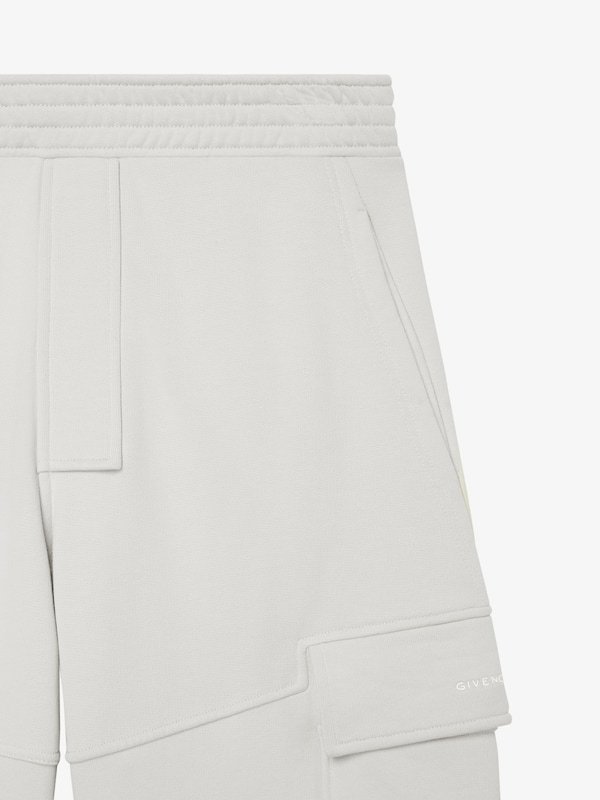 Givenchy Cargo Pockets Detail Sweatpants In White