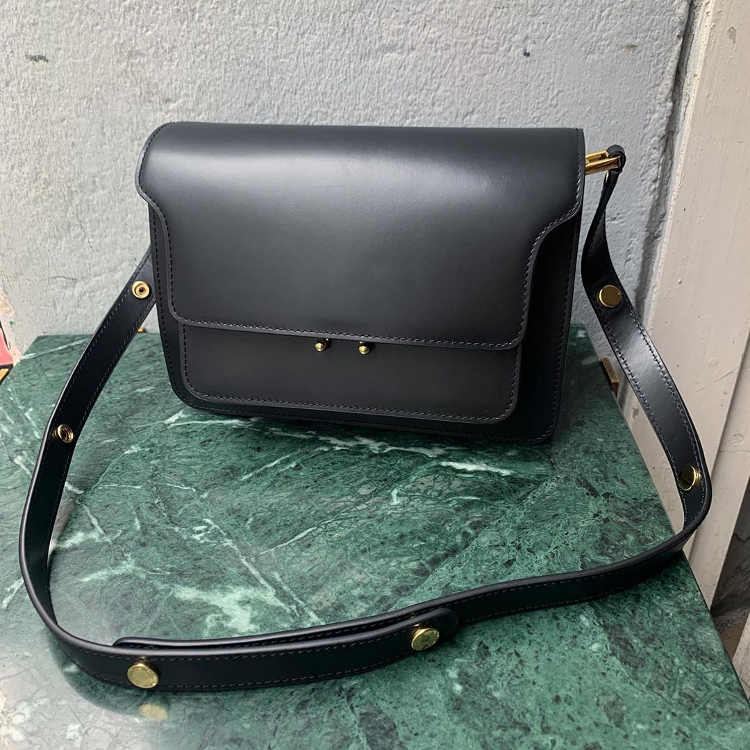 Marni Trunk Shoulder Bag In Black