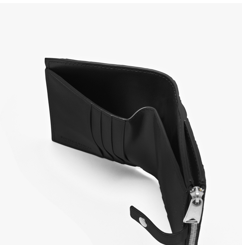 Bottega Veneta Intreciato Knitting Wallet In Black