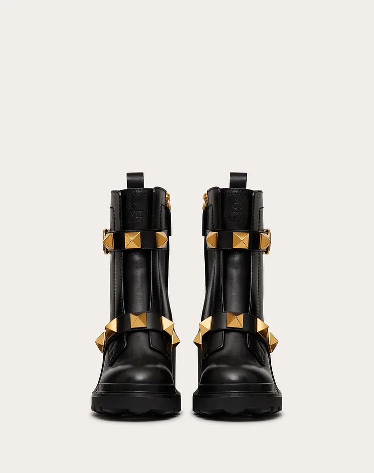 Valentino Garavani Combat Black Leather Boots With Antique Brass Studs In Nero