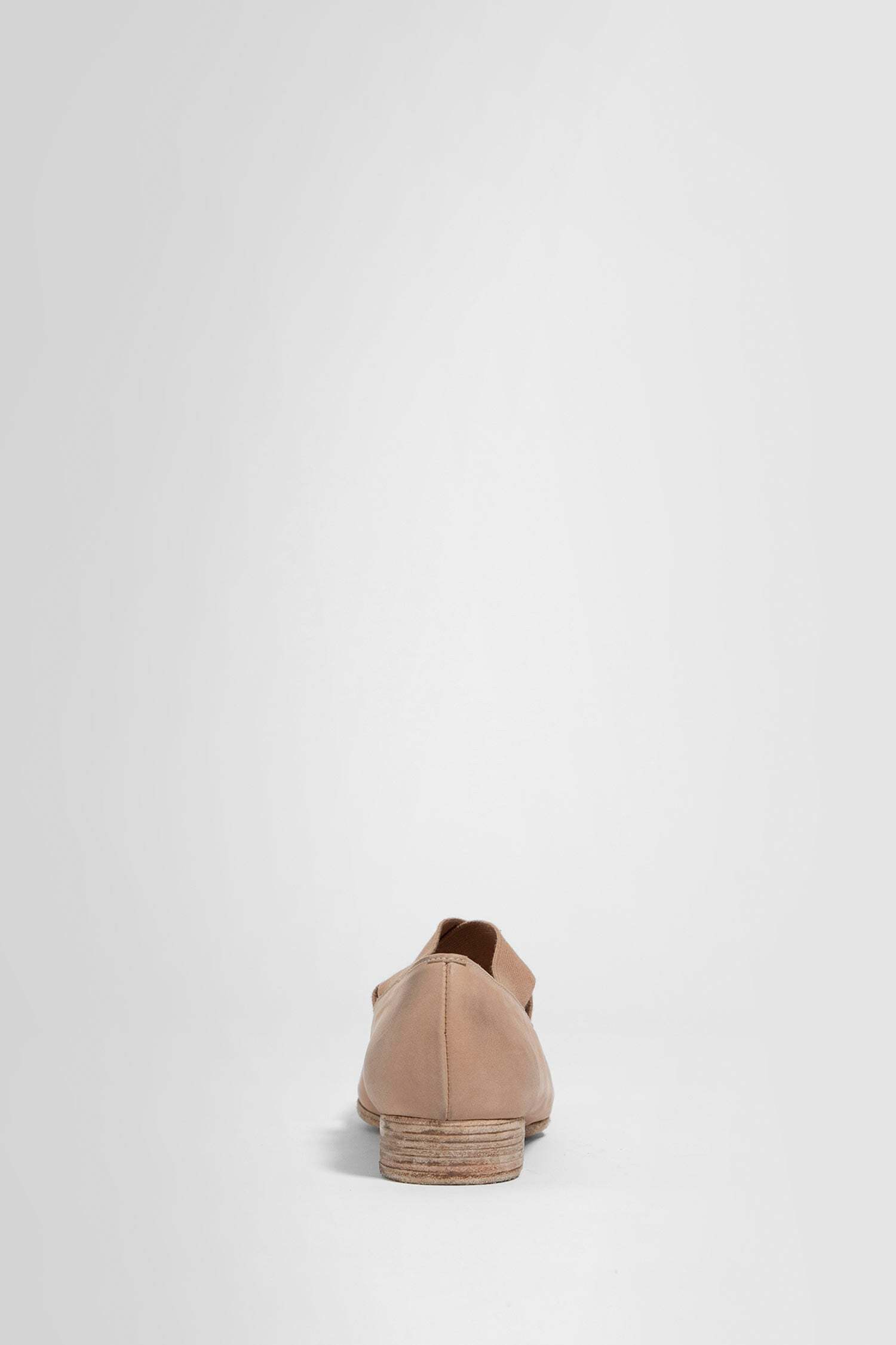 Uma Wang Ballerinas With Crossed Bands In Nude
