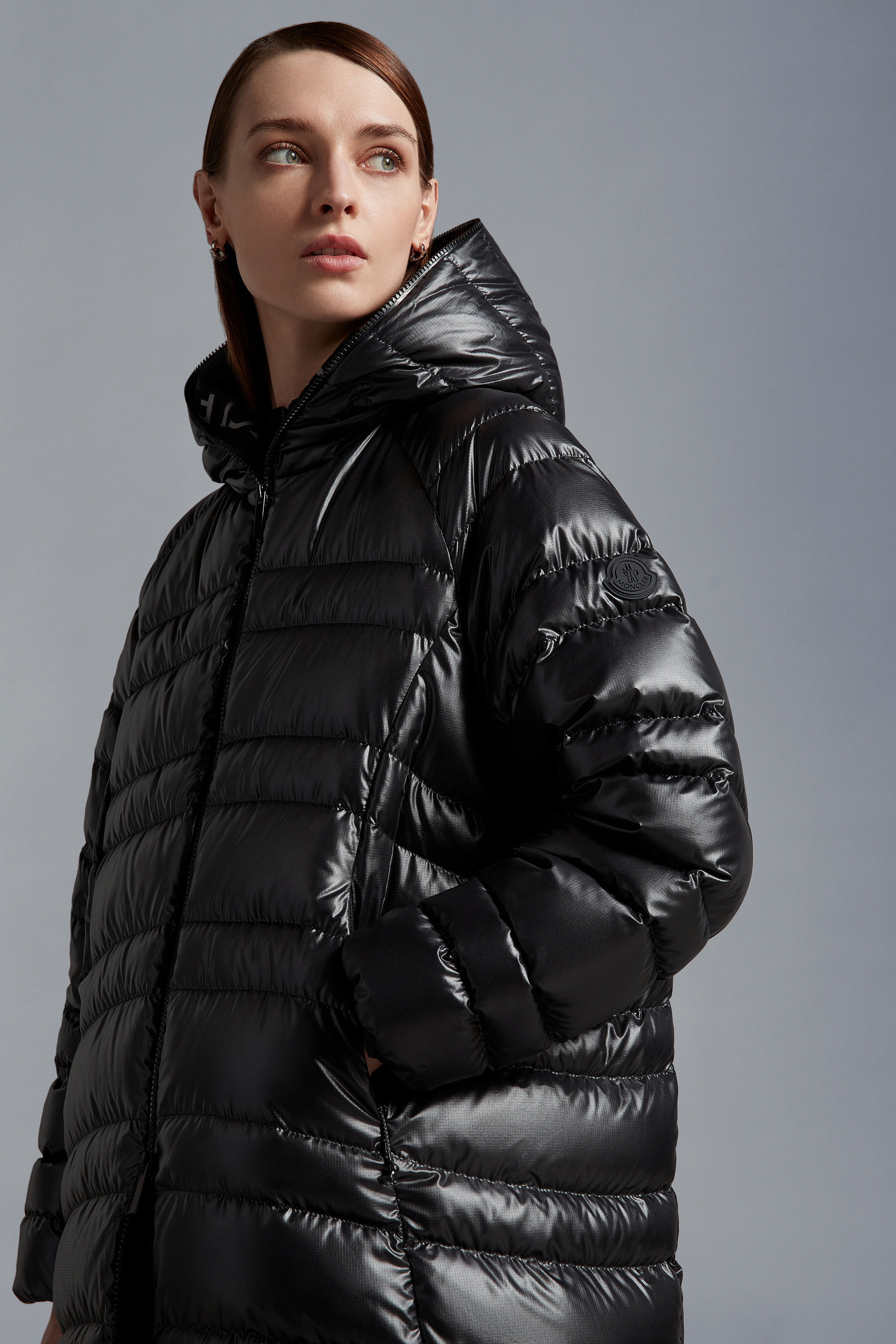 Moncler Zip-fastening Padded Coat In Black