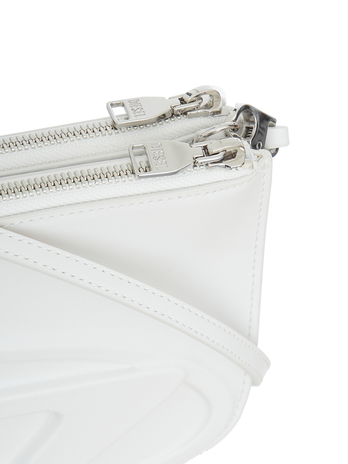 Diesel Smooth Leather Shoulder Handbag With Adjustable Strap In White