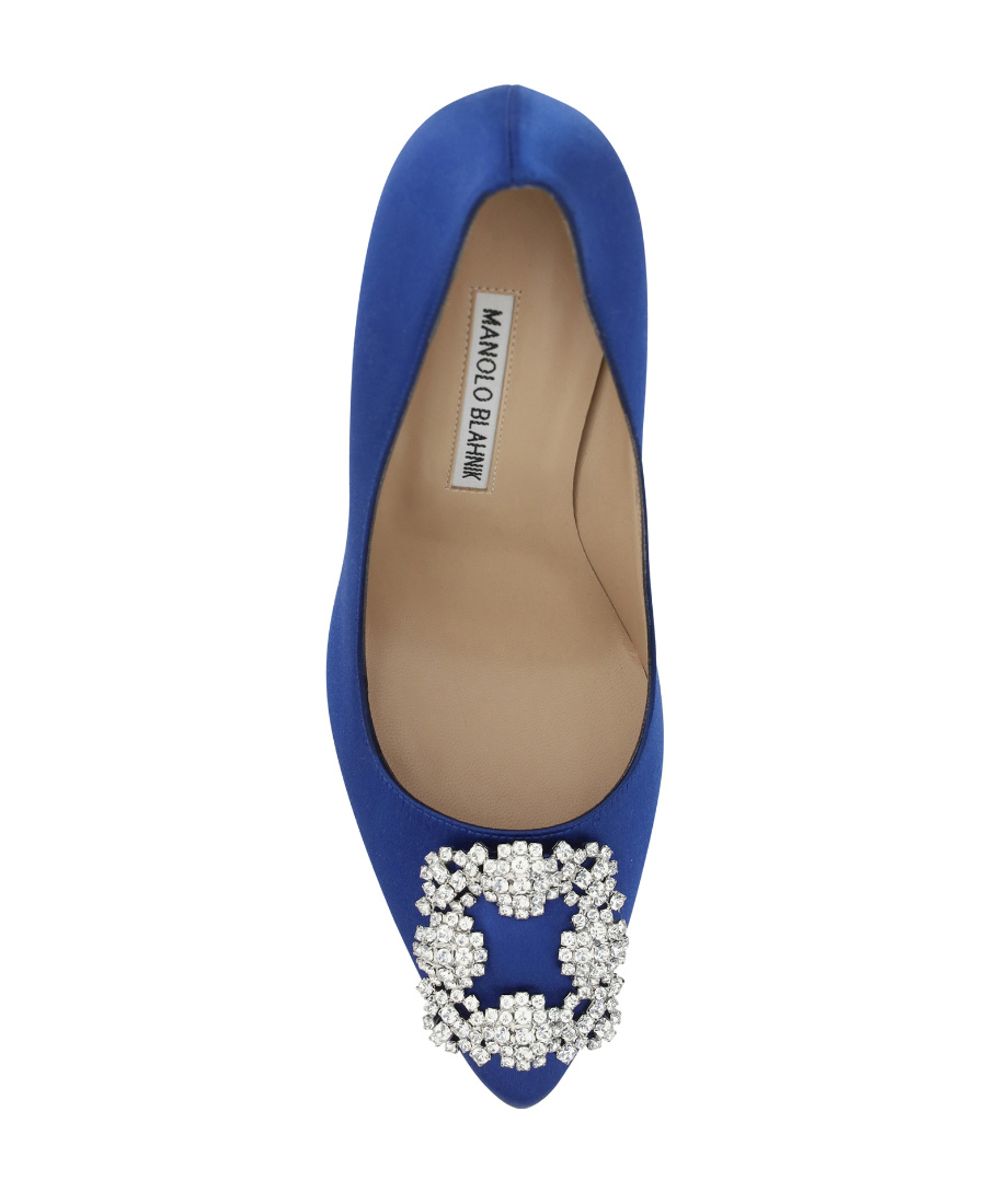Manolo Blahnik Wear High Heels With A Pointed Head. In Blue