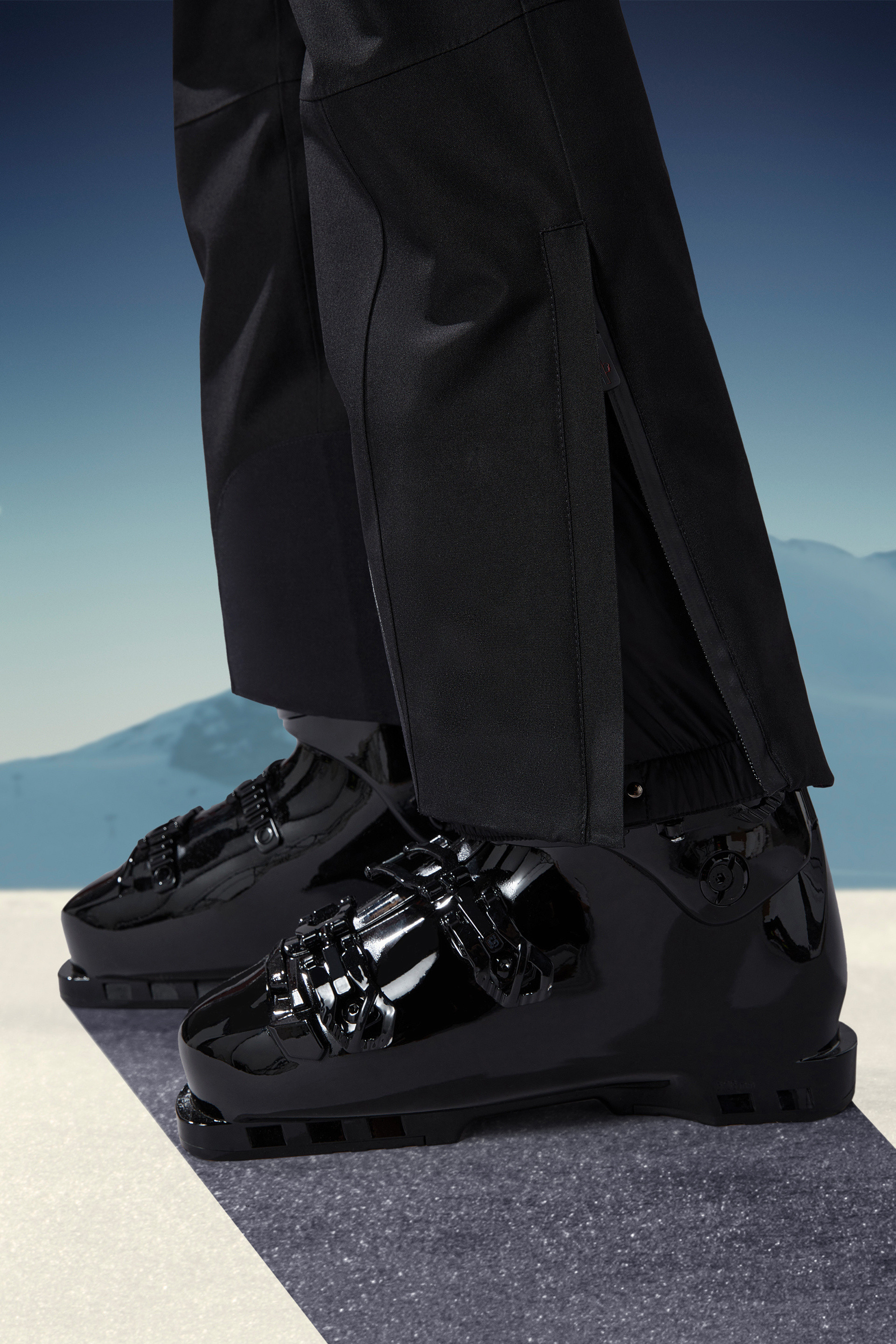 Moncler Padded Gore-tex Ski Pants Black In Black