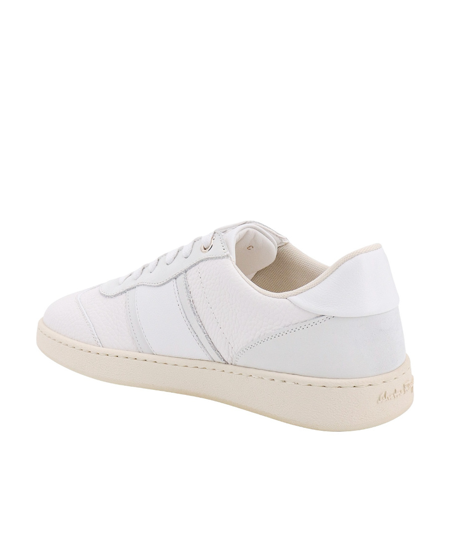 Ferragamo Round Head Low-cut Casual Shoes In White