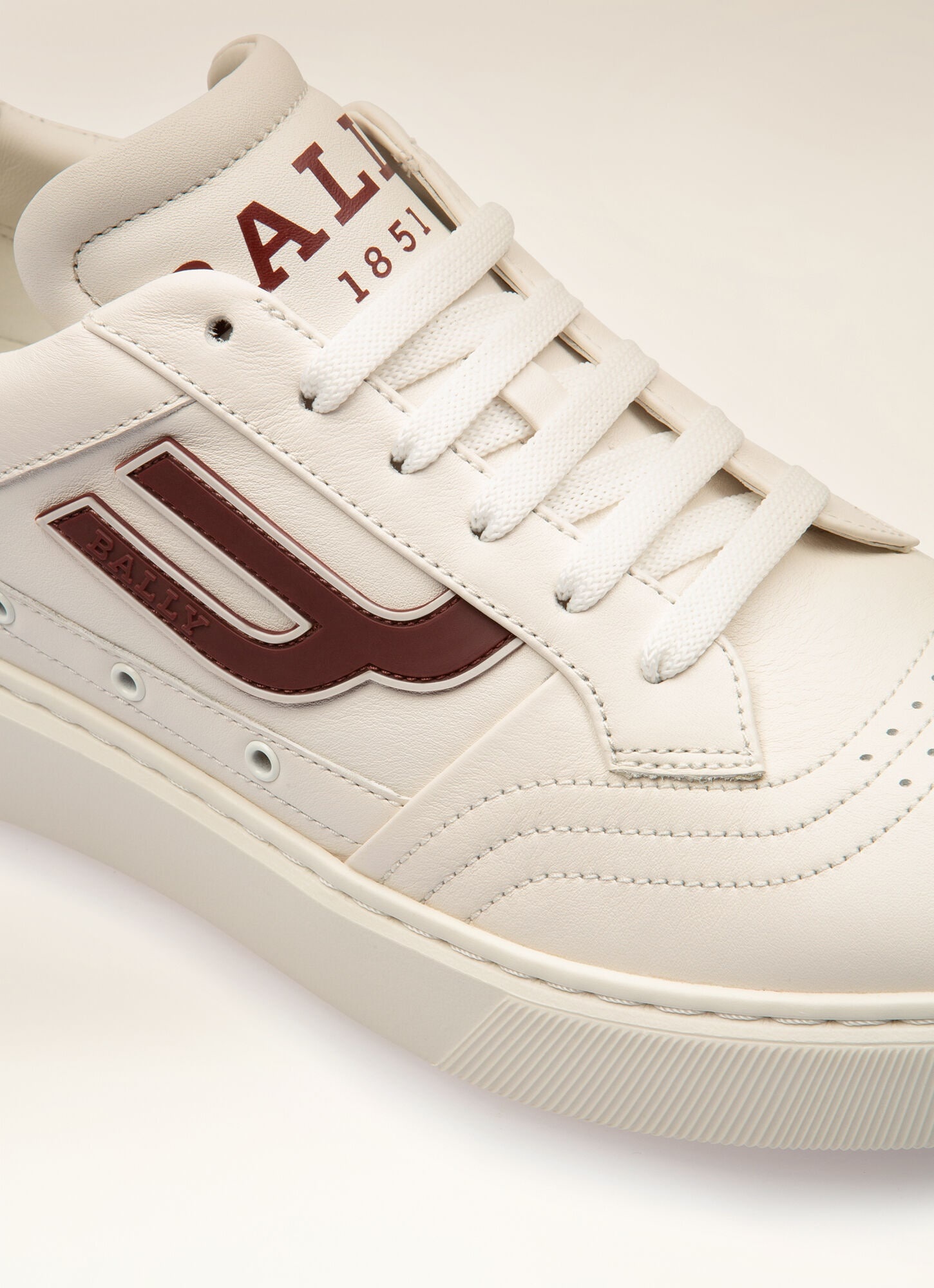 Bally Stitching Leather Sneakers In Nude