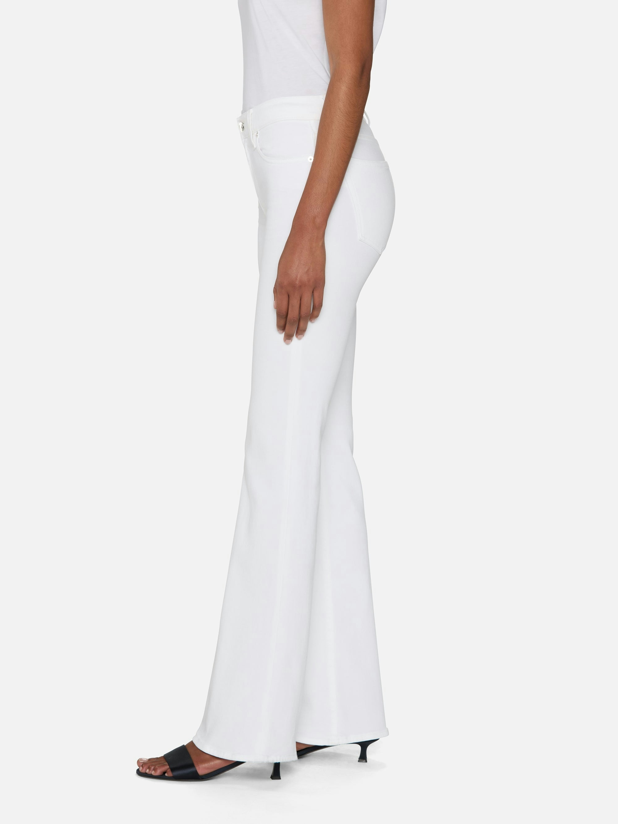 Frame Flared Denim Trousers In White