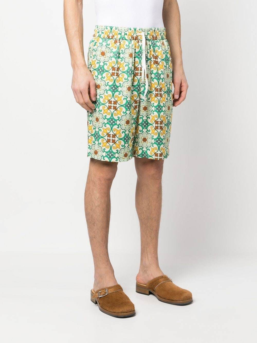 Drôle De Monsieur Multicolor Shorts Faïence With Graphic Print All-over In Green