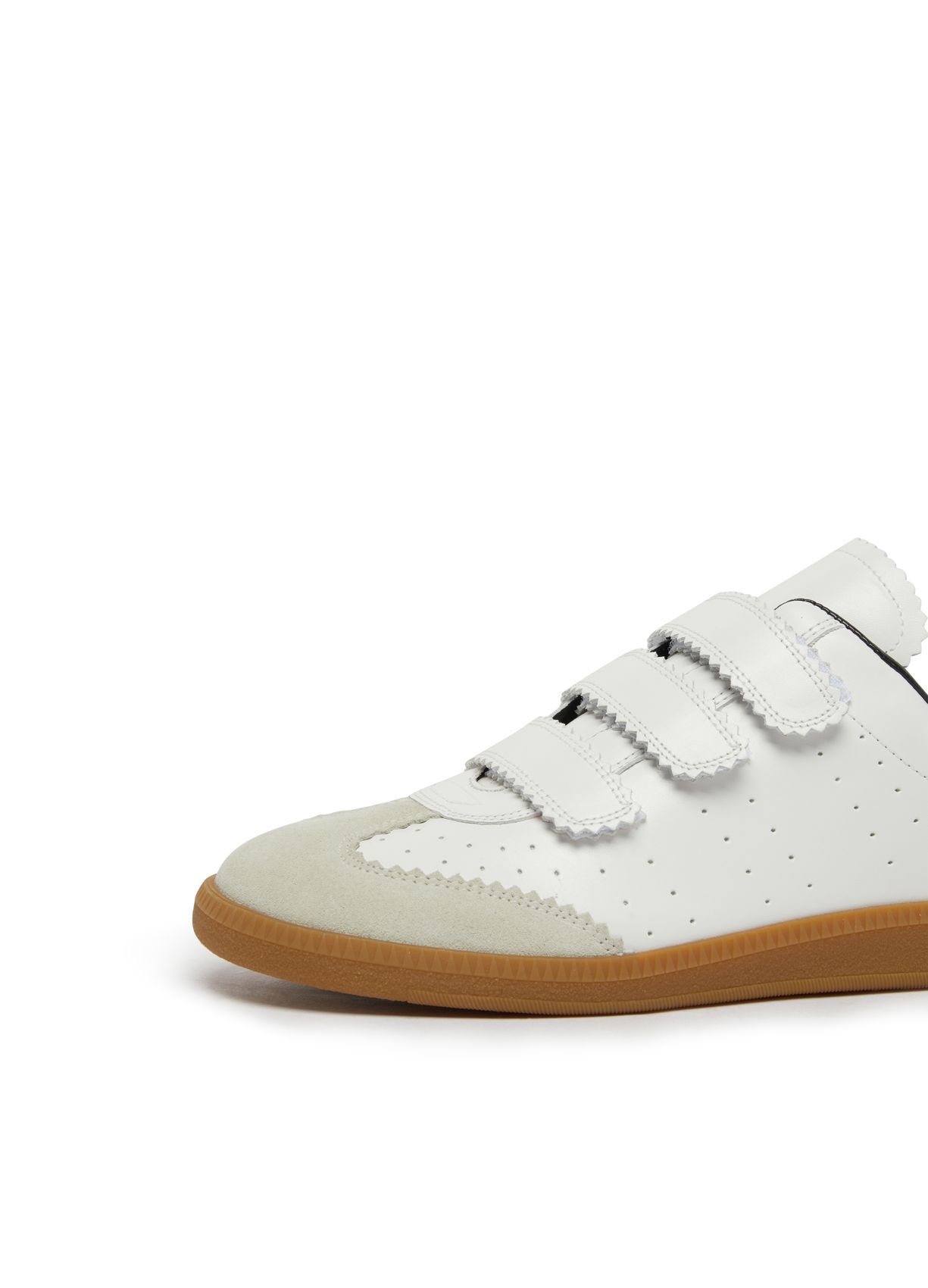 Shop Isabel Marant Round Toe Low-top Casual Shoes In White