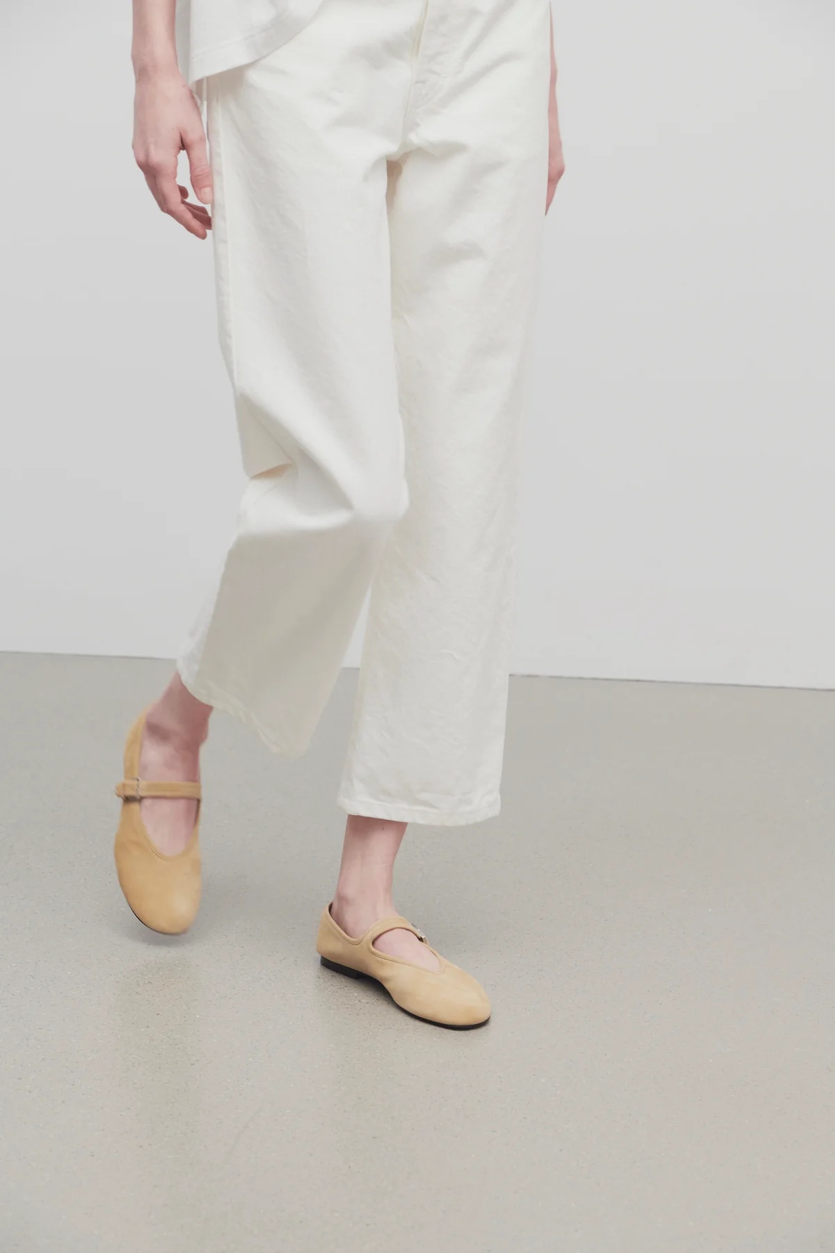 The Row Boheme Mj Round-headed Mary Jane Shoes In Nude