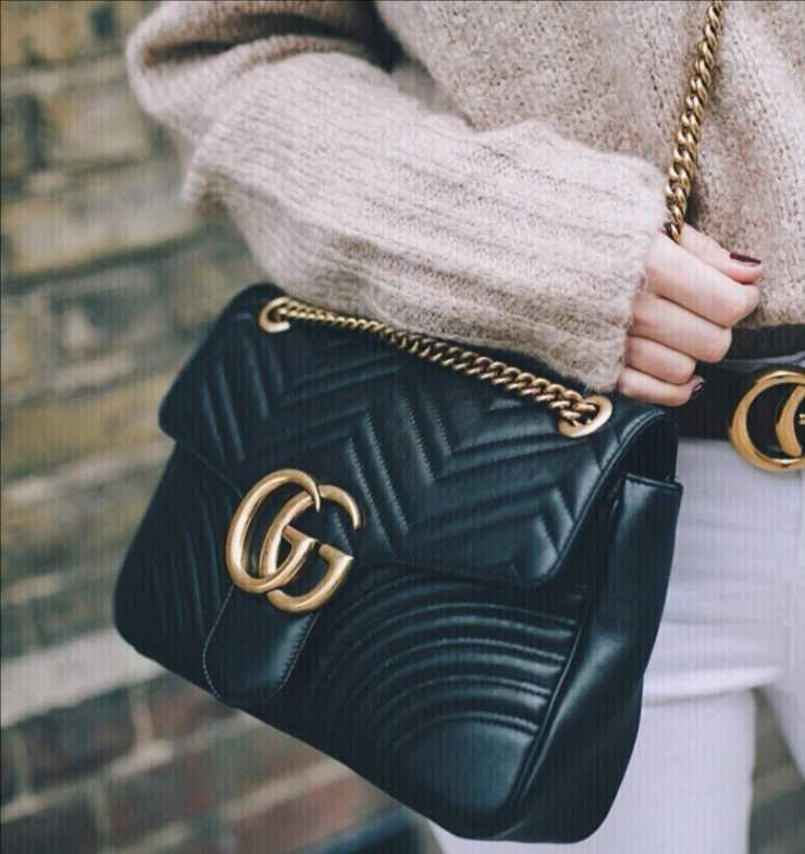Gucci Gg Marmont Matelassé Medium Shoulder Bag In Black