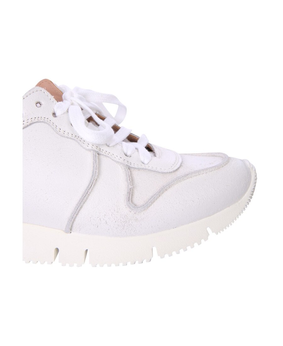 Buttero Leisure Sports Shoes In White