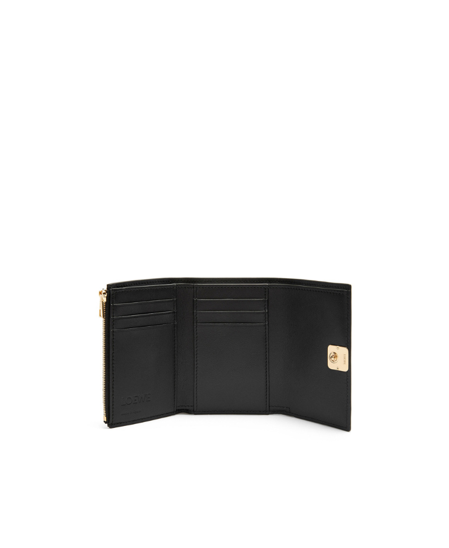 Loewe Anagram Puffer Leather Vertical Cardholder In Black
