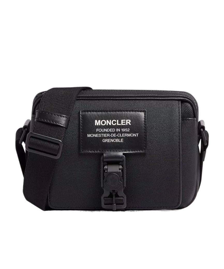 Moncler Nakoa Logo-patch Messenger Bag In Black