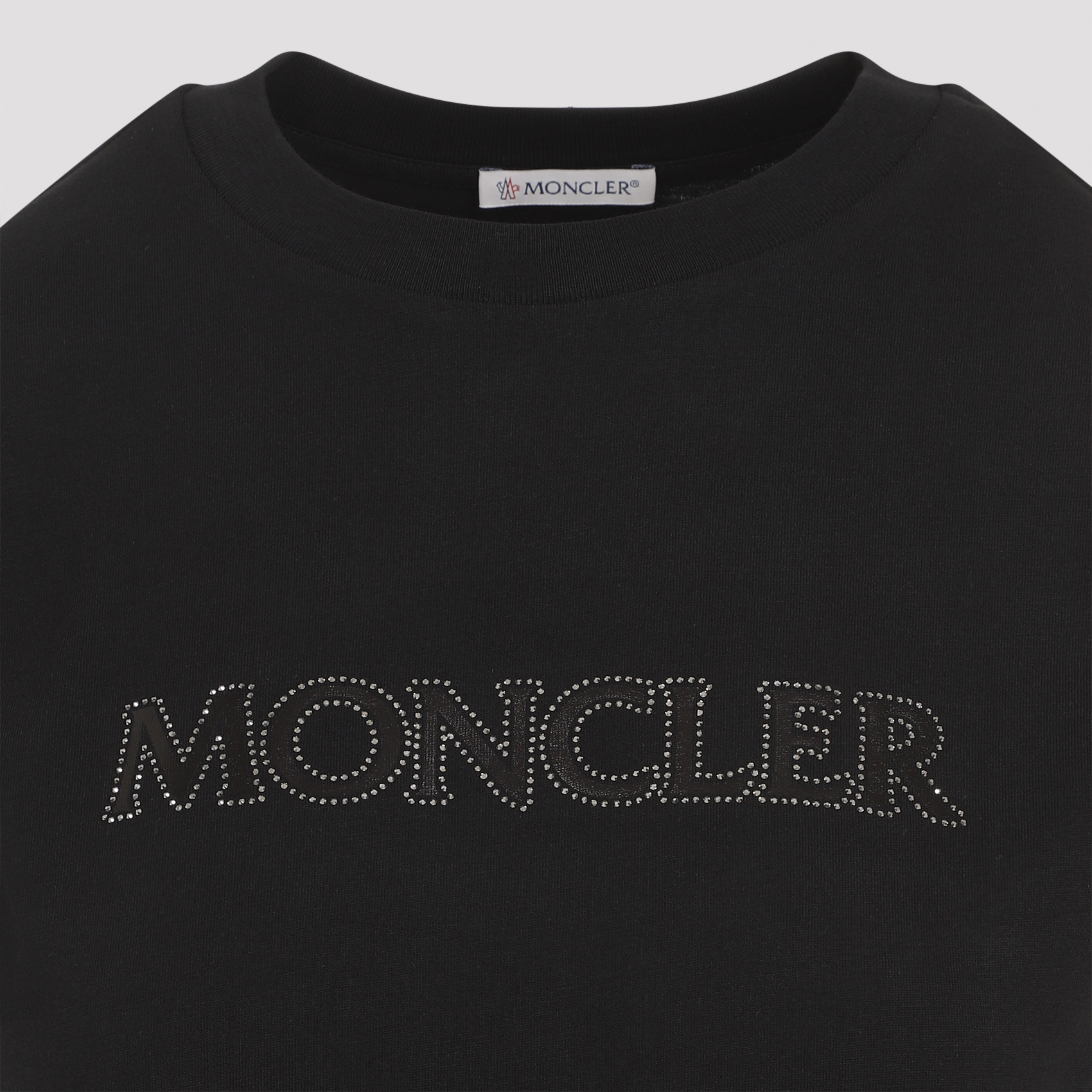 Moncler Logo Embellished Crewneck T-shirt In Black